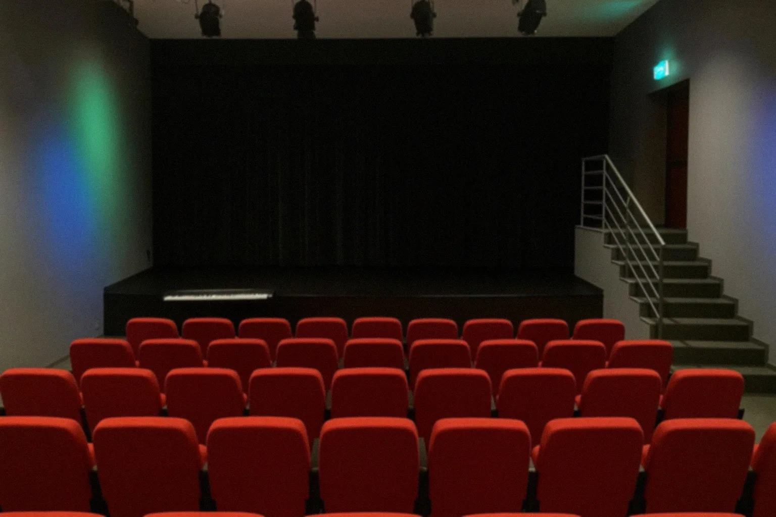 Kosmiczne Ferie z WDK – Zimowe Półkolonie dla Dzieci